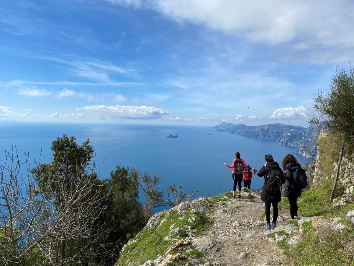 Il Profumo Dei Fiori Suite Praiano Luaran gambar