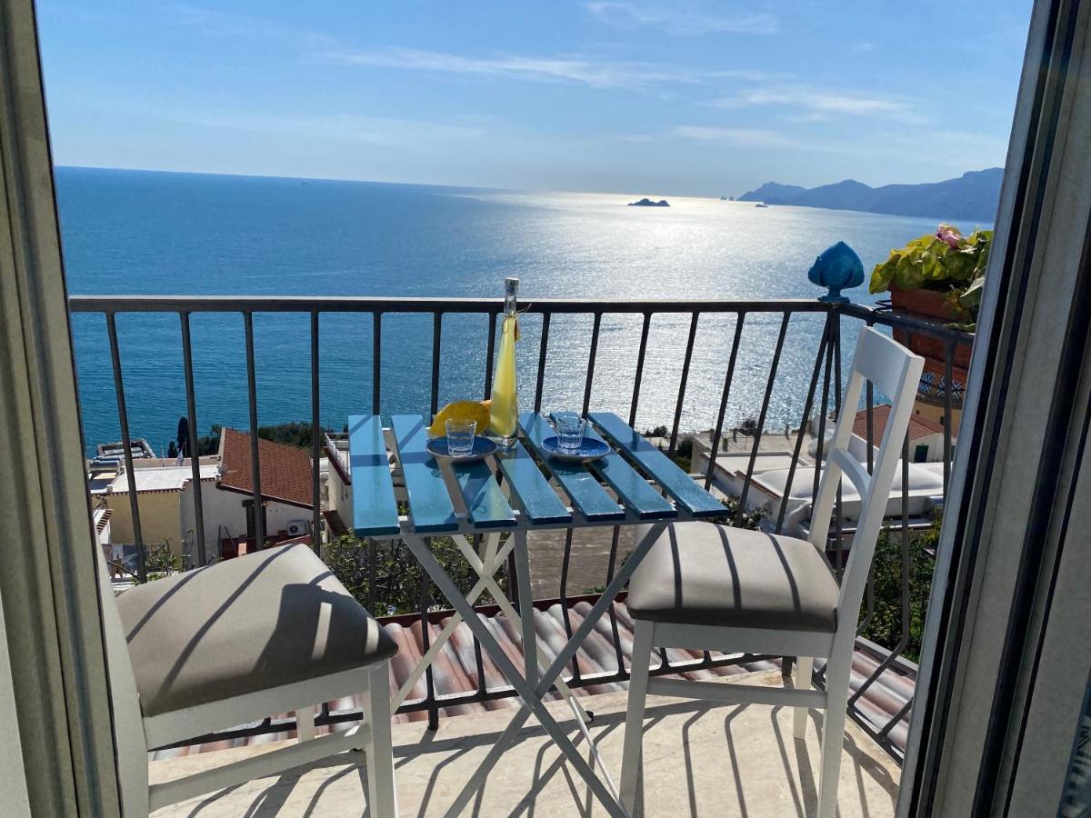 Il Profumo Dei Fiori Suite Praiano Luaran gambar